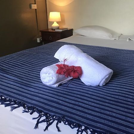 Vanuatu Holiday Hotel Порт-Вила Экстерьер фото