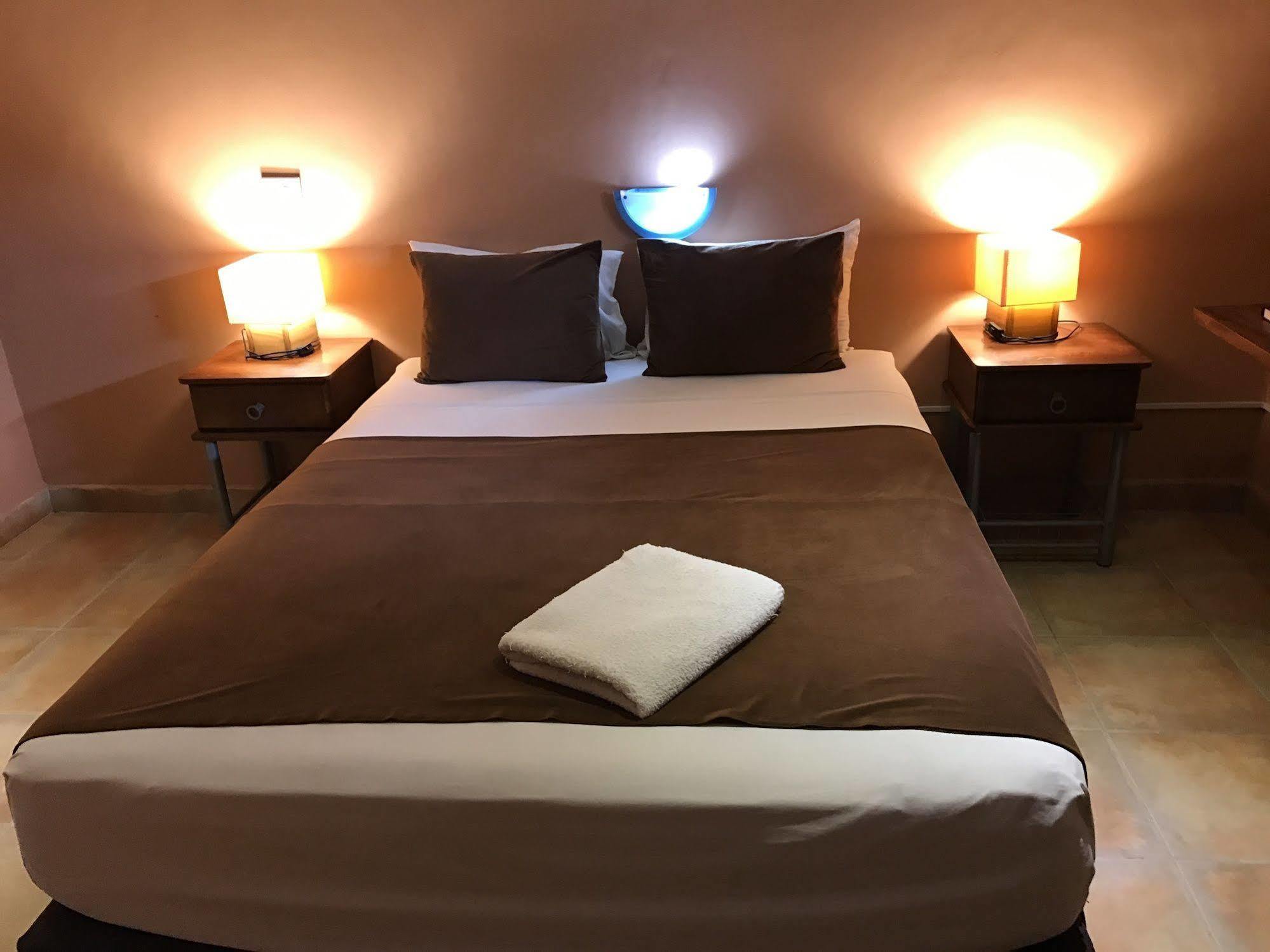 Vanuatu Holiday Hotel Порт-Вила Экстерьер фото